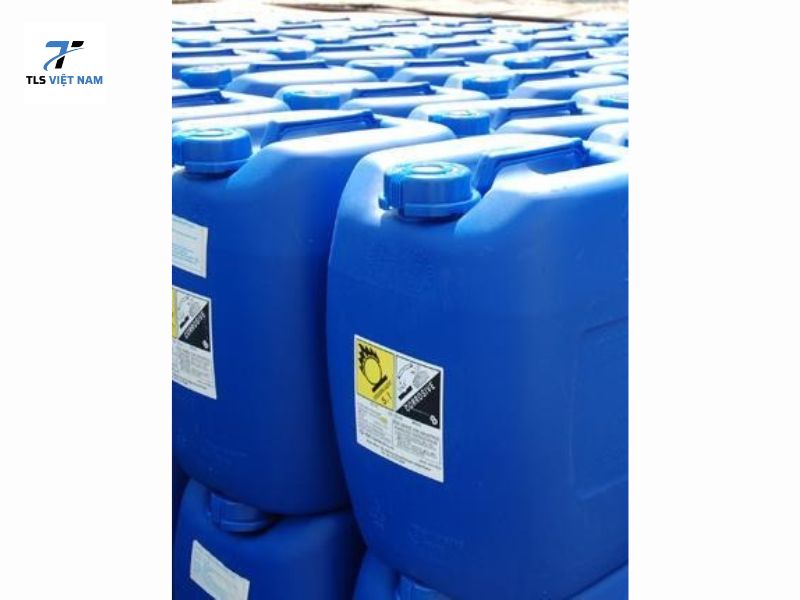 Những điều cần lưu ý khi mua và sử dụng oxy già