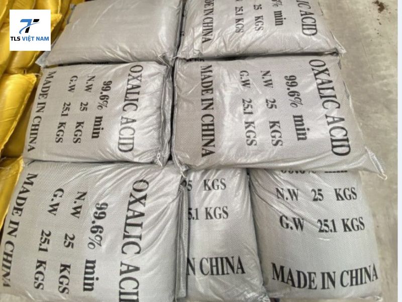 Axit oxalic có độc không? Tác hại, liều lượng và cách phòng tránh 3 Tính chất hóa học liên quan đến độc tính của axit oxalic