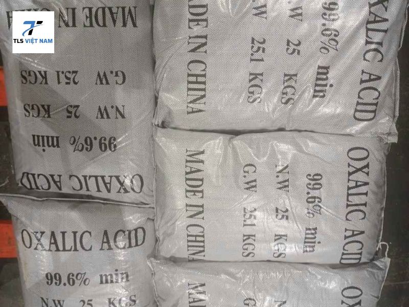 C2H2O4 – Tìm hiểu Axit Oxalic và Ứng Dụng Thực Tiễn 6 An toàn khi sử dụng C2H2O4