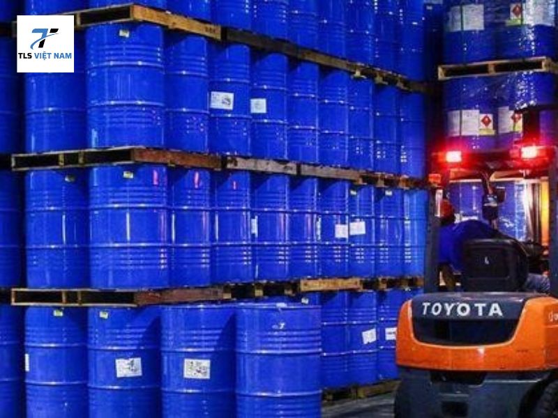 7 Yếu tố ảnh hưởng đến giá hóa chất hóa dầu trên thị trường hiện nay 3 Chi phí sản xuất và công nghệ chế biến