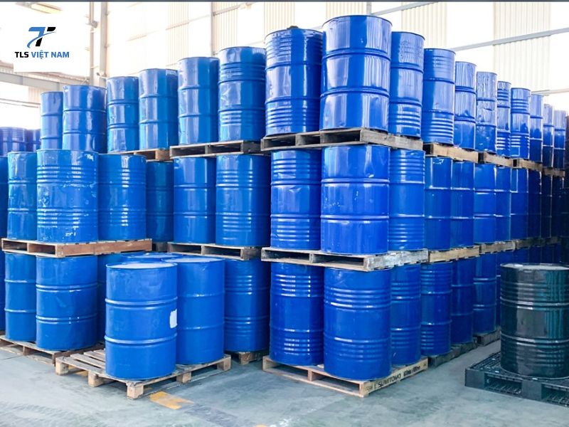 7 Yếu tố ảnh hưởng đến giá hóa chất hóa dầu trên thị trường hiện nay 8 Xu hướng phát triển hóa chất xanh, bền vững