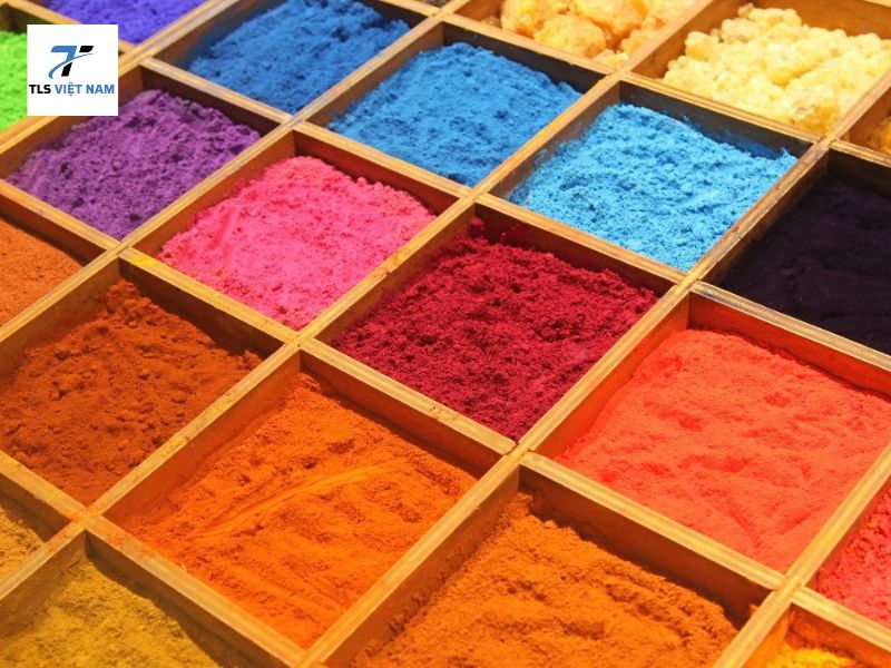 5 loại hóa chất sản xuất sơn quan trọng và ứng dụng thực tế 6 Bột màu hữu cơ – Tạo sắc thái đa dạng cho sản phẩm sơn