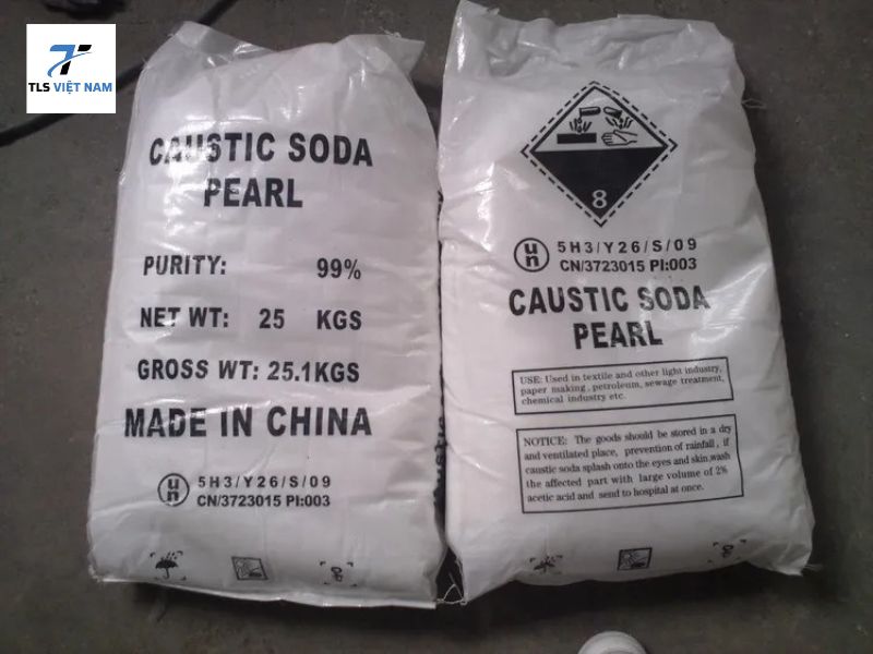 5 Loại Hóa Chất Vô Cơ Phổ Biến Trong Công Nghiệp Hiện Nay 4 Natri Hydroxit (NaOH) – Hóa chất kiềm mạnh