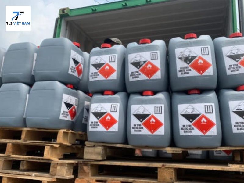 Quy trình nhập và phân phối acid acetic tại TLS Chem