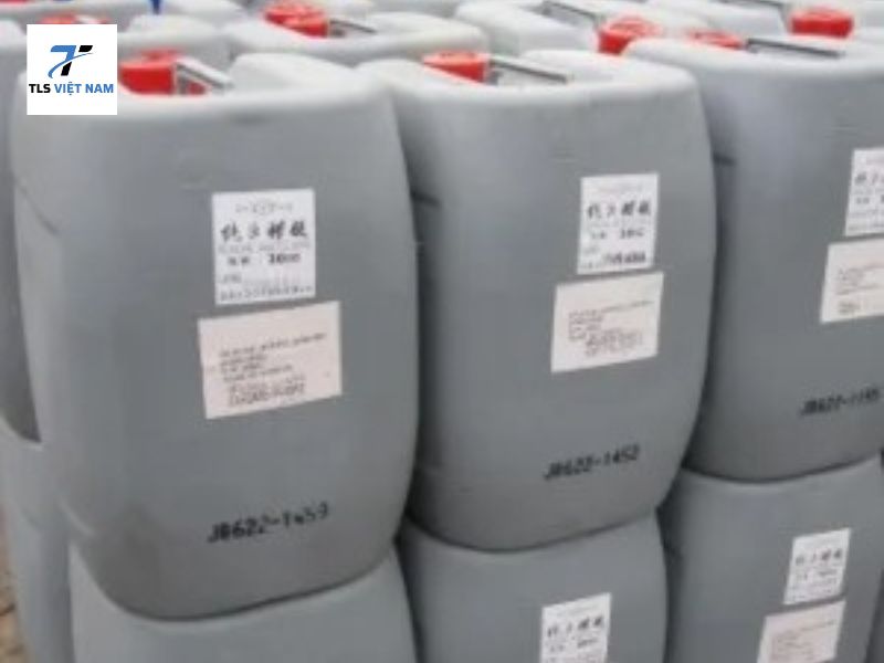 GIÁ ACID ACETIC DÙNG CHO SẢN XUẤT – BÁO GIÁ 2025 4 Yếu tố ảnh hưởng đến giá Acid Acetic trong sản xuất