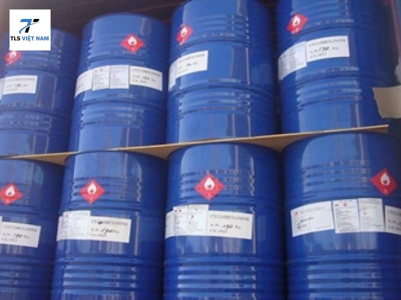 MUA ACID ACETIC 99% CHÍNH HÃNG – CHẤT LƯỢNG , GIÁ TỐT NHẤT NĂM 2025 3 Acid acetic 99% là gì và vì sao được ưa chuộng trong công nghiệp