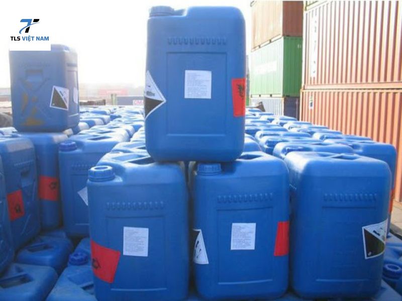 MUA ACID ACETIC SỐ LƯỢNG LỚN GIÁ TỐT 2025 – CHỌN NHÀ PHÂN PHỐI UY TÍN 4 Ứng dụng của acid acetic trong sản xuất công nghiệp