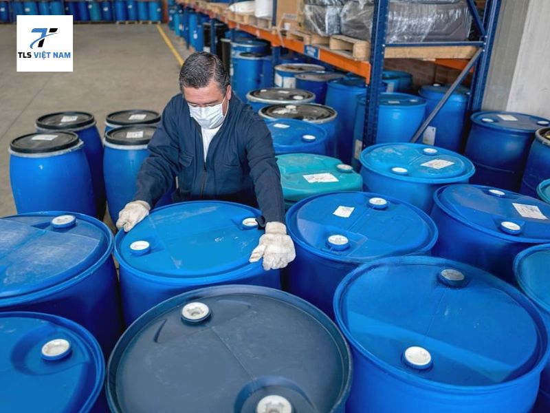 7 Lý Do Doanh Nghiệp Nên Mua Cồn Công Nghiệp 96% Để Tối Ưu Chi Phí 3 Cồn công nghiệp 96% có nồng độ lý tưởng cho nhiều ứng dụng