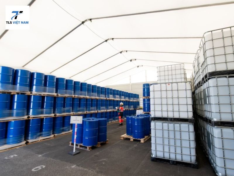 5 Khác Biệt Khi Mua Cồn Công Nghiệp Ethanol So Với Các Loại Cồn Khác 5 Giá thành và yếu tố kinh tế: lựa chọn thông minh cho doanh nghiệp