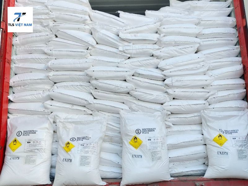 Báo Giá Sodium Percarbonate 2025 – Cập Nhật Thị Trường & Địa Chỉ Phân Phối Uy Tín 3 Thành phần và đặc tính hóa học nổi bật