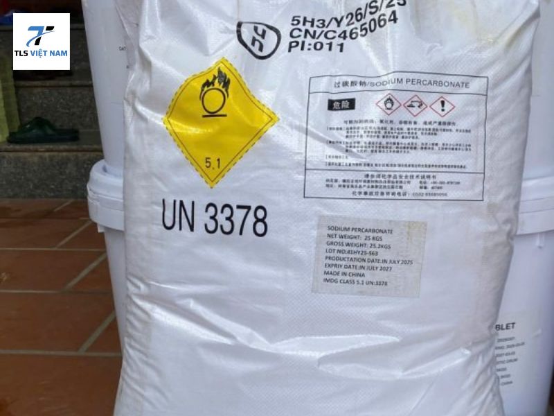 Hóa chất Oxy tẩy trắng giặt là – Giải pháp tẩy sạch, khử khuẩn 2025 4 Ứng dụng thực tế của hóa chất oxy tẩy trắng trong giặt là