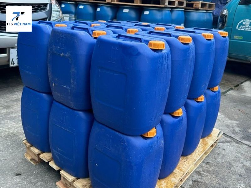 Xút NaOH là gì? Công dụng, giá bán và cách chọn mua chuẩn cho doanh nghiệp 3 Ứng dụng của Xút NaOH trong các ngành sản xuất lớn