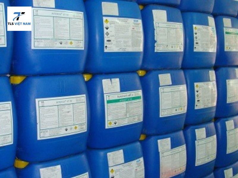 Mua xút công nghiệp giá tốt - Báo giá mới nhất, cách chọn nhà cung cấp uy tín 2026 6 Lưu ý an toàn & bảo quản xút công nghiệp