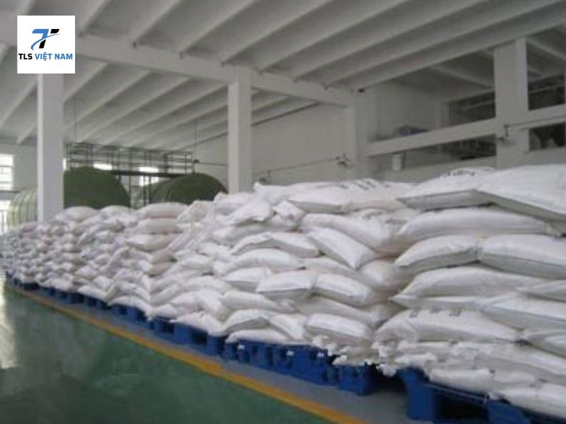 Sodium Gluconate Chống Cặn Trong Giặt – Giải Pháp Tối Ưu Cho Xưởng Giặt Công Nghiệp 4 Lợi Ích Khi Sử Dụng Sodium Gluconate Chống Cặn Trong Giặt