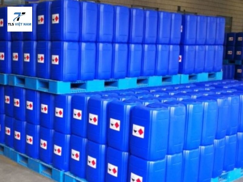 Cồn Là Gì? Vì Sao Từ Gia Đình Đến Nhà Máy Đều Không Thể Thiếu? 3 Các Loại Cồn Phổ Biến Hiện Nay